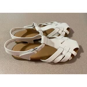 NWOT Cat & Jack White Sandals